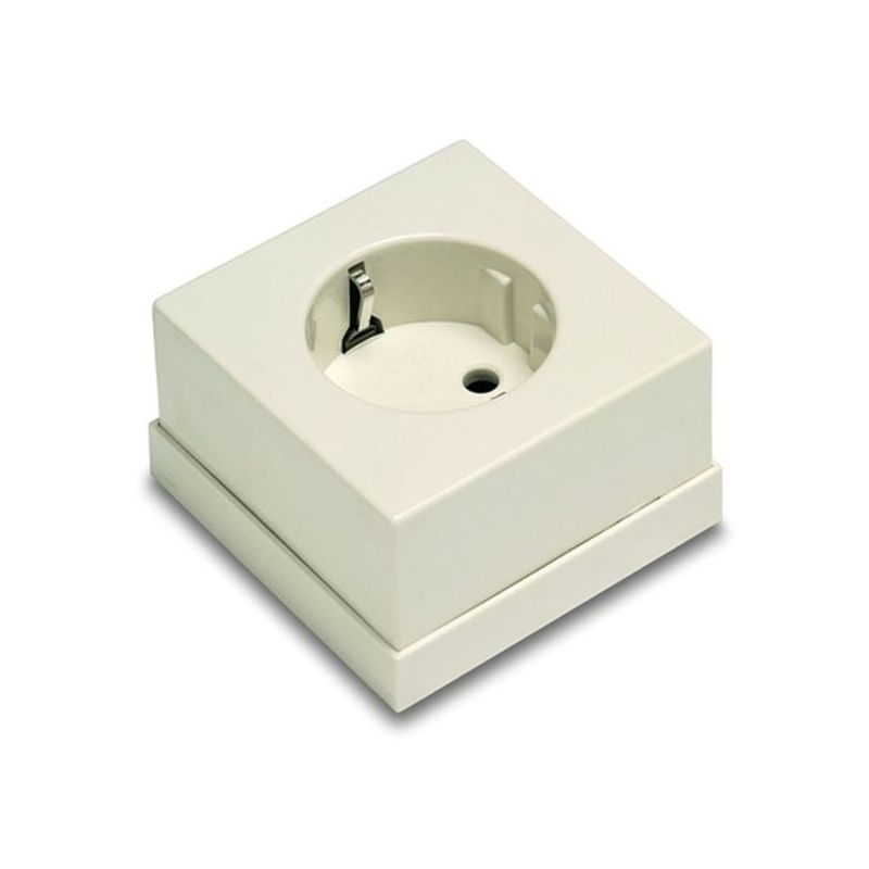 BASE ELEC 65x65x38 TT S/LAT 16A-250V SUP. PVC BL 5023-B FAMA