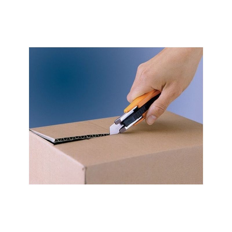 CUTTER PROF AUT 18X0,6MM GUIAS ACERO ABS OLFA